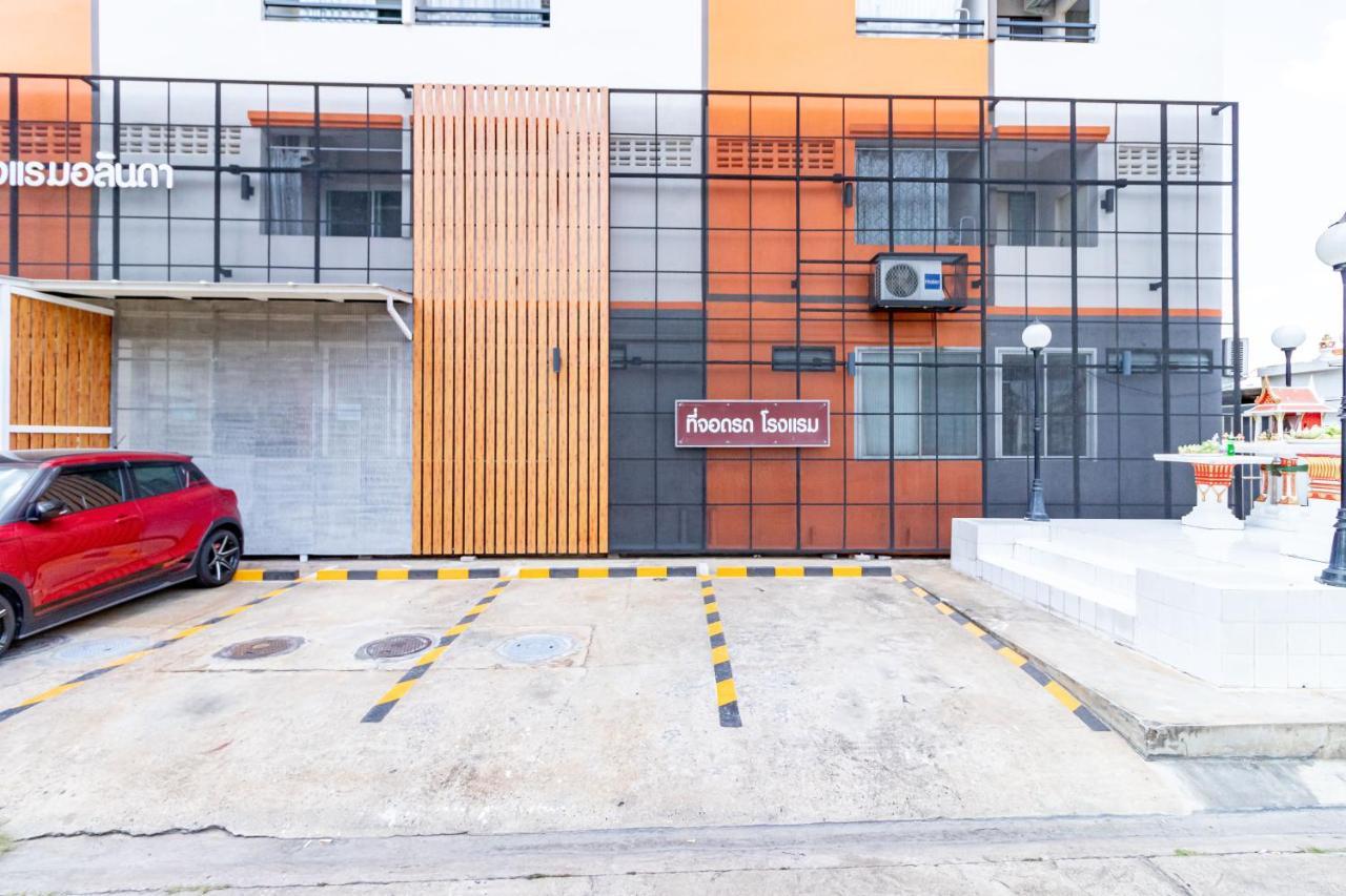 Alanda Hotel & Apartment Banguecoque Exterior foto